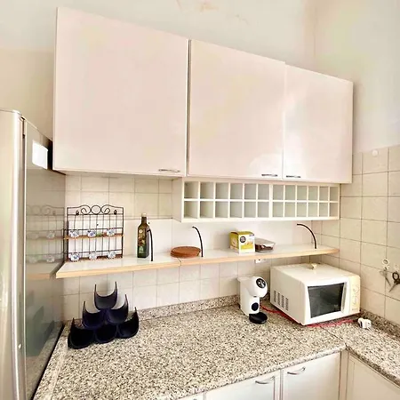 Apartment In Centro10 Minuti Dal Duomo Milan