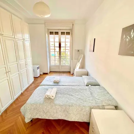 Apartment In Centro10 Minuti Dal Duomo